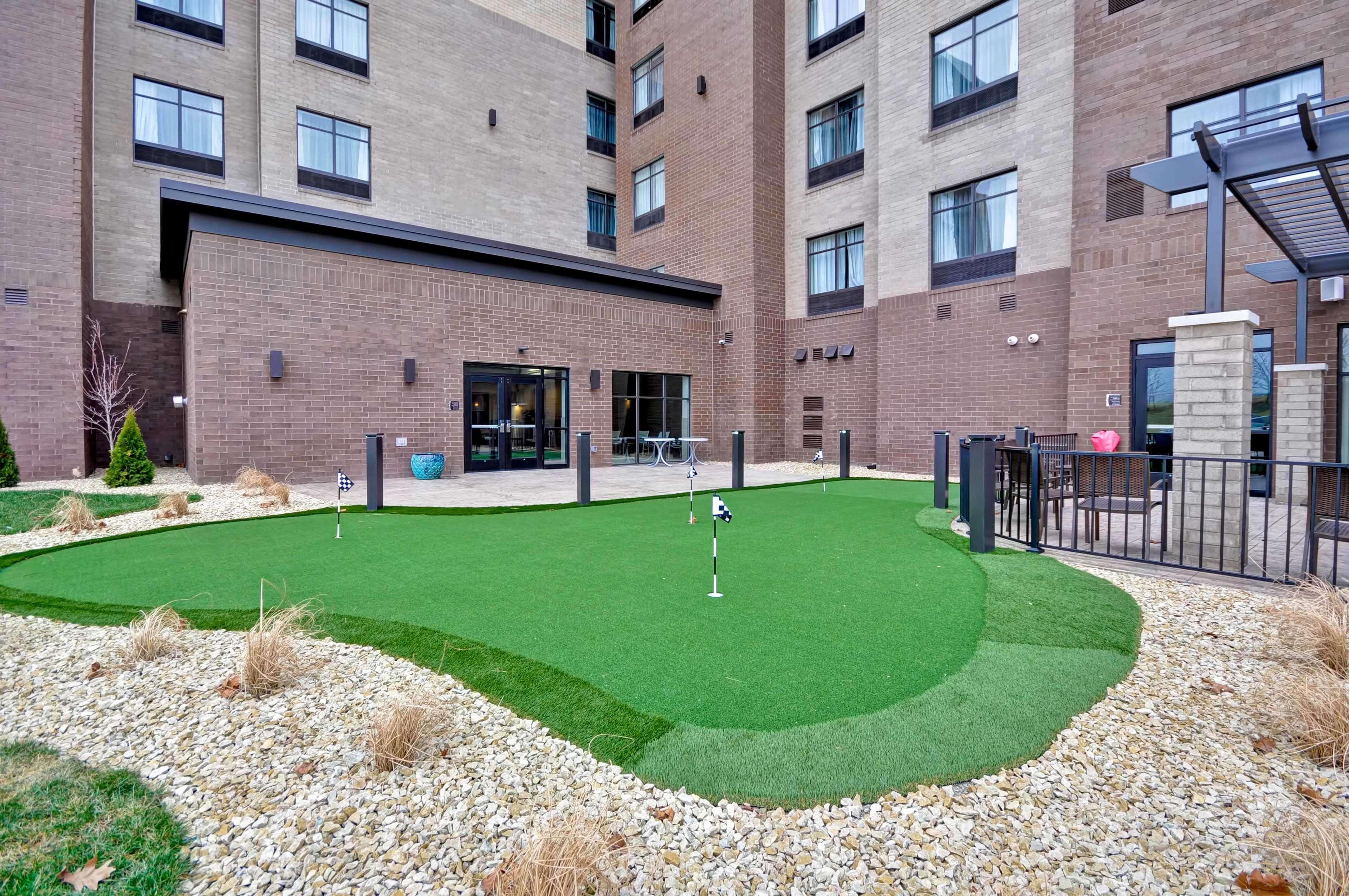 Hotel Homewood By Hilton Cincinnati/west Chester