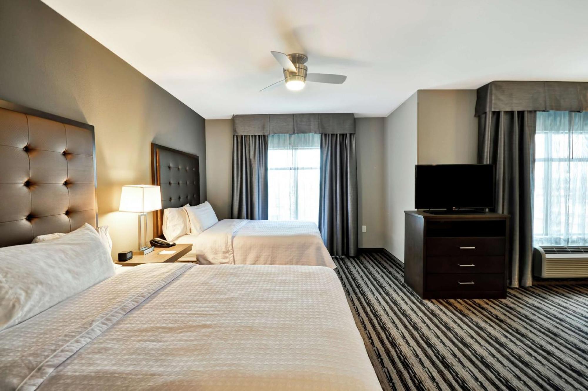Hotel Homewood By Hilton Cincinnati/west Chester 3*